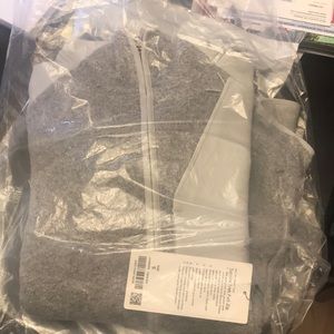 Lulu lemon tundra trek full zip